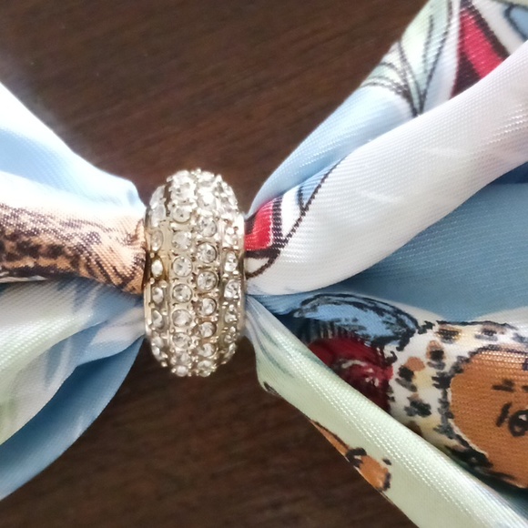 Godiva Pendant/Scarf Ring, 925 Italy Snake Chain 18"-20" - Picture 4 of 10